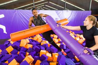 Gladiatorenkampf im JUMP HOUSE